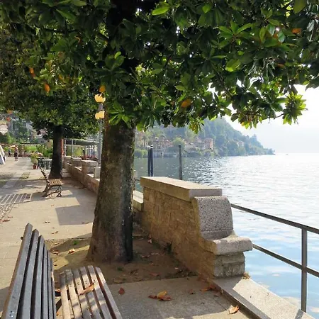 Locazione Turistica Casa Elio Apartmán *